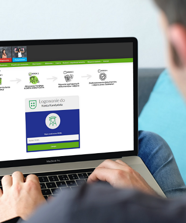 Aktywacja Konta Kandydata online na laptopie