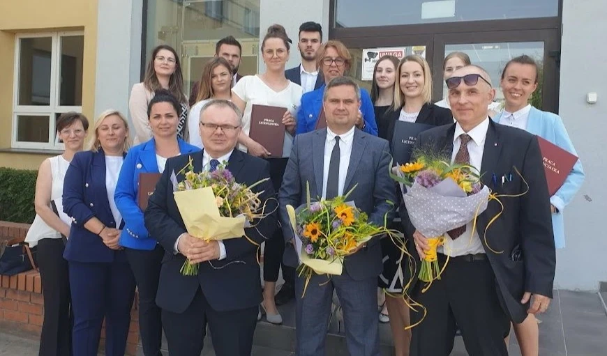 obrony prac dyplomowych licencjackich gsw milenium filia w wągrowcu studia pedagogika zarzadzanie