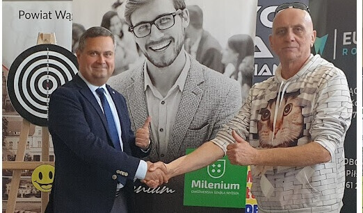 Dwa rekordy kraju w dobowym rzucaniu lotką do tarczy