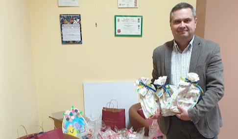 Paczki świąteczne dla dzieci z Ukrainy od studentów GSW Milenium